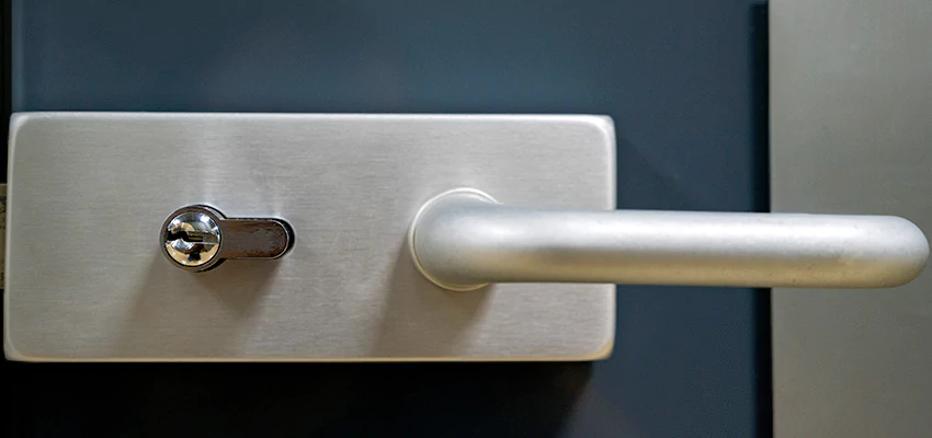Change Patio Door Locks in Maywood, California